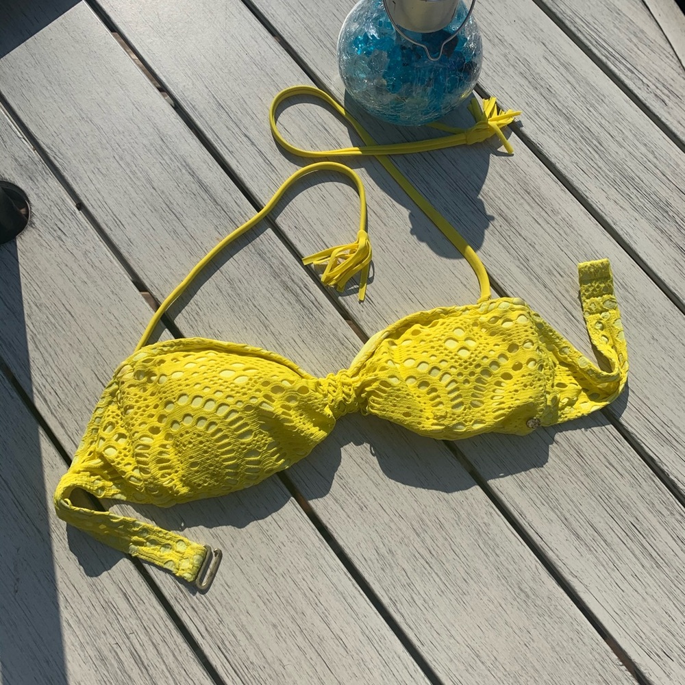 🎁 FREE GIFT - Swimsuit Top